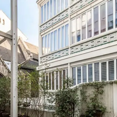 Two Bd Modern Loft Near Montmartre! *