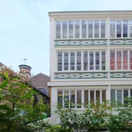 Two Bd Modern Loft Near Montmartre! Appartement Parijs